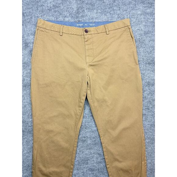 Old Navy Khaki Pants Men's 36x32 Beige Athletic Taper Flex Doe A Deer Preppy - Picture 2 of 14